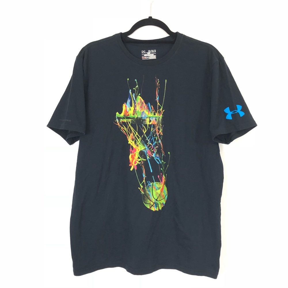 Under armour loose heat gear shirt